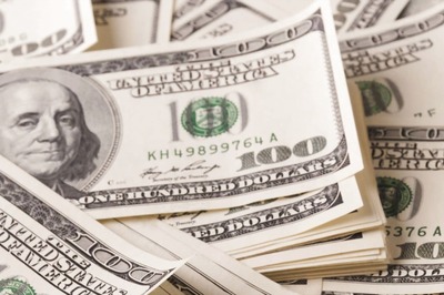 India's Forex Reserves Continuous Decline: Falling Rupee, FPI Outflows Worsen Situation