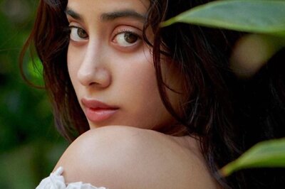 Janhvi Kapoor Quits Management Agency Matrix, to Join Karan Johar’s Dharma Cornerstone Agency?