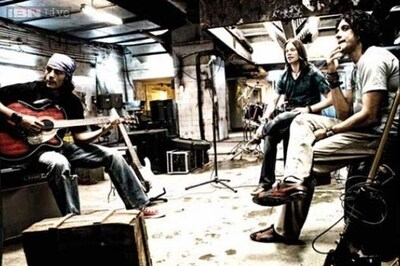 'Rock On!!' team gets nostalgic as the film completes six years