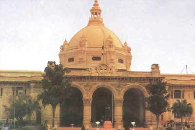 Thirteen die after consuming spurious liquor in Uttar Pradesh