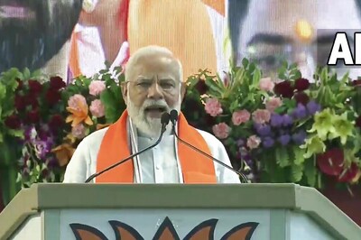 In Bhopal, PM Modi Poses Question on Uniform Civil Code, Gives 'Option' to Voters to 'Pick Oppn'