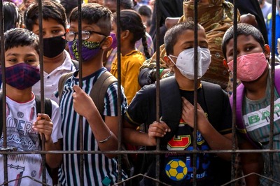 Maha Lifts Covid Curbs in 11 Districts; No Cap on Funeral Attendance, Spas to Open With 50% Fully Jabbed Staff