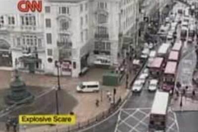 Two explosive-laden cars in London linked