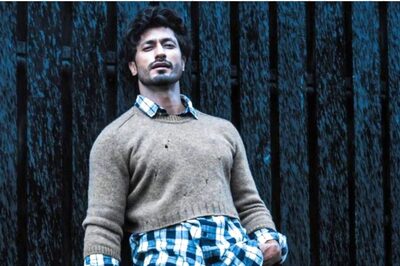Vidyut Jammwal Wants to Skydive with 100 Guests on His Wedding Day with Nandita Mahtani