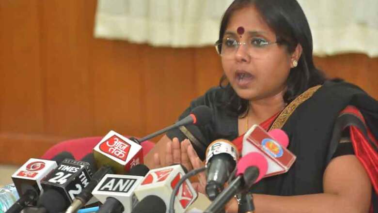 FIR Against NCW Member For Snatching Rape Case Papers from Cop