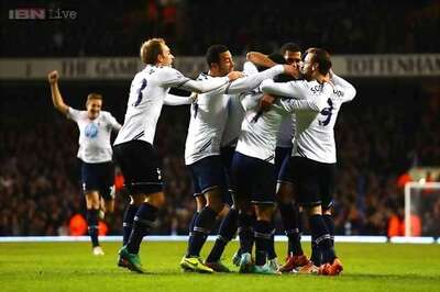 Tottenham Hotspur edge past ten-man Stoke in EPL