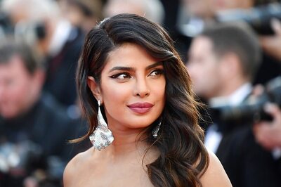 Priyanka Chopra Returns from 'Technology Break', Thanks Fans for Their Love