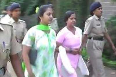 Mother-daughter duo get death for doctor murder