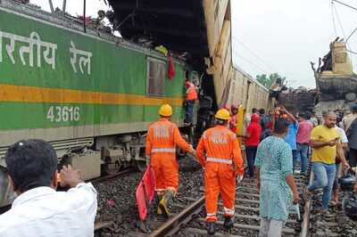 Kanchanjunga Express Accident: Toll Rises To 8; Vaishnaw Announces Rs 10 Lakh Ex-Gratia For Kin Of Deceased