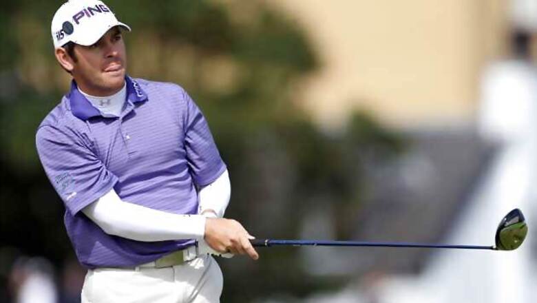 Fierce wind makes for brutal day at St Andrews