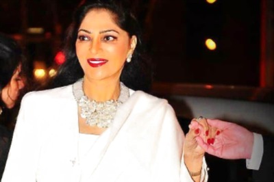 Simi Garewal Asks Troll to Get His 'Eyes Checked' for Confusing Her With Another Actor in Bikini