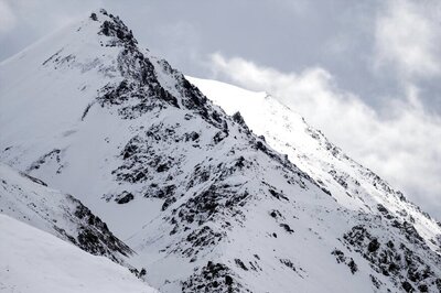 Holy Pilgrimage to 'Kailash Kund' Cancelled in 2020 Due to Covid-19; 'Chhari Mubarak' Procession Allowed