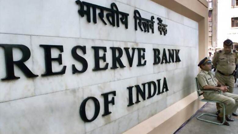 RBI expects inflation to stay near current levels