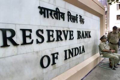 RBI expects inflation to stay near current levels