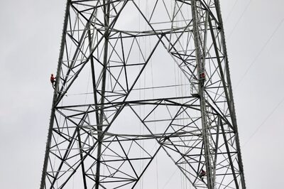UP's Power Shock: 94% Households Saw Daily Outages in June, 74% for Over 2 Hrs, Finds Survey