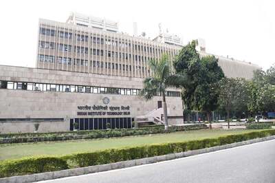 IIT-Delhi Dean Dies of Covid-19