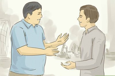 Grooming Behavior: What It Is & What It Looks Like