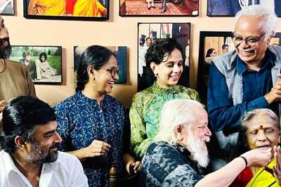 R Madhavan Celebrates 'Rocketry' Success With Nambi Narayanan's Family, Says 'Mission Accomplished'