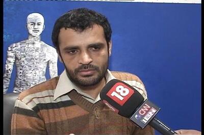 UP artist attacked for paintings on homosexuality