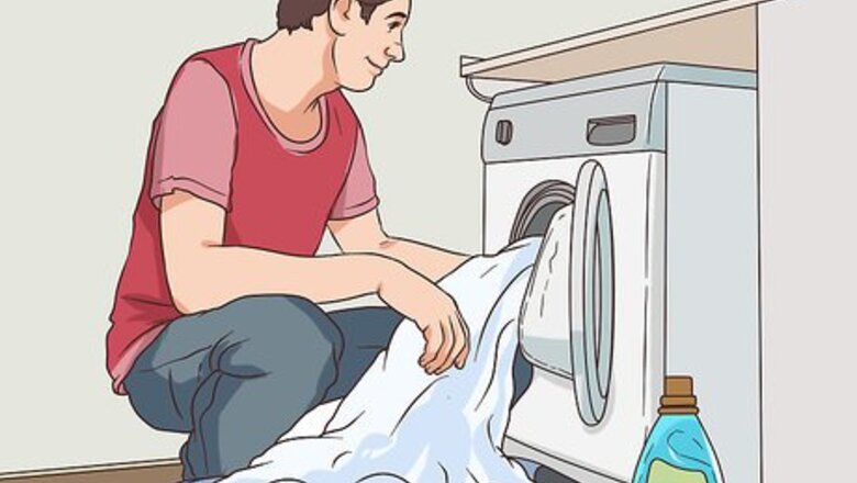How to Store a Comforter