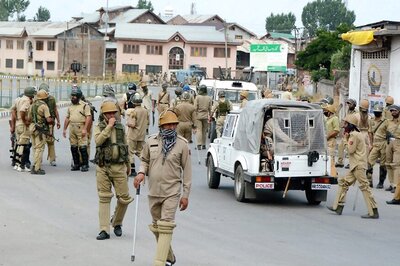 Curfew in Kashmir Extended As Separatists Call for Protest March