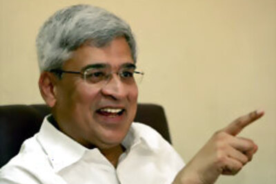 Block sale of UNI to Zee: Karat to PM