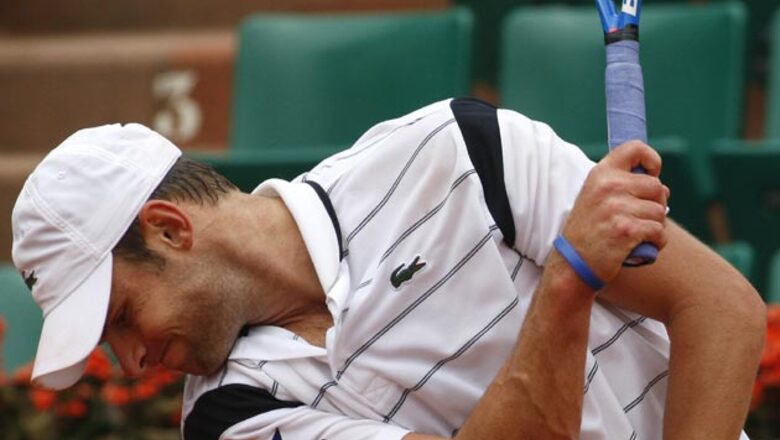 Ill-tempered Roddick crashes out