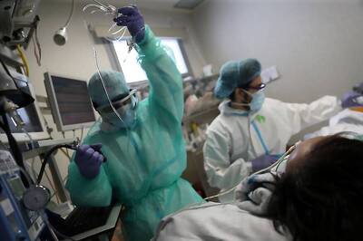 Older Indian-origin Males in UK's Covid-19 High Risk Category, Finds New Report by British Govt