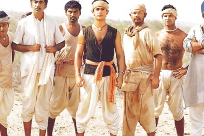 Team of Lagaan to Re-unite at Aamir Khan's Residence to Celebrate 21 Years of the Period Drama Today