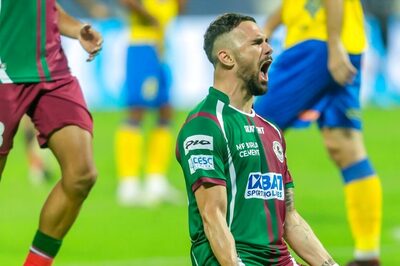 ISL 2023-24: Mohun Bagan SG Edge Out Kerala Blasters FC in Seven-goal Thriller