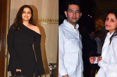 Parineeti Chopra Spotted at Manish Malhotra's Home Amid Wedding Rumours With Raghav Chadha; Watch