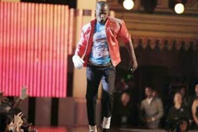 Stars pay tribute to MJ at annual Bet Awards