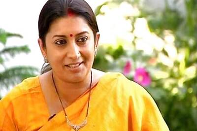 Smriti Irani and Rahul Gandhi indulge in Twitter slugfest over IIT Madras controversy
