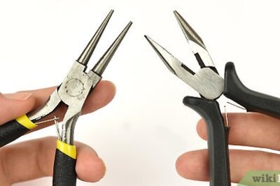 How to Add Charms to a Charm Bracelet