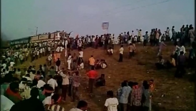 Andhra Pradesh: Kapu protest for OBC status turns violent, train bogies set afire