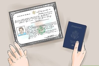 How to Become an Immigration Officer