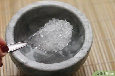 How to Make an Amaretto Colada Cocktail