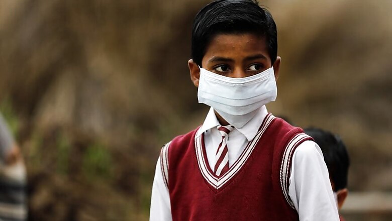 HC Refuses Urgent Hearing of PIL Seeking Direction for Delhi Schools to Waive Off Fees Amid Lockdown