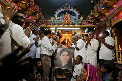 Trouble Erupts as Sun TV Says Jayalalithaa dead; Apollo denies Reports