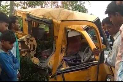 Kushinagar Accident: 13 Children Killed as Train Hits School Van at Unmanned Railway Crossing