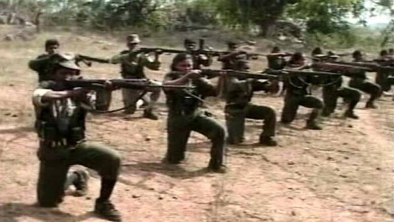 Maoists torch machinery of construction company