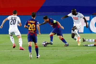 WATCH: Lionel Messi Scores Outrageous Solo Goal in Barcelona's Champions League Win over Napoli