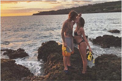Hailey Baldwin Goes Snorkeling with Justin Bieber in Black Bikini on Vacation in Hawaii