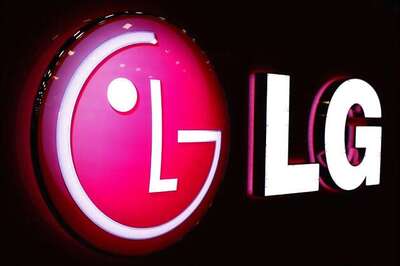 G Flex: LG's curved display phone leaked in images