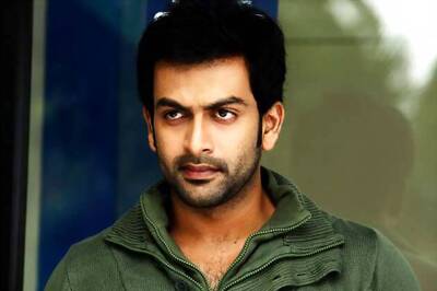 Prithviraj buys Malayalam film 'Ayalum Njanum Thammil's rights