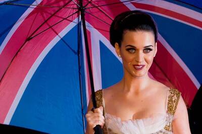 Does Katy Perry want to date Robert Pattinson?