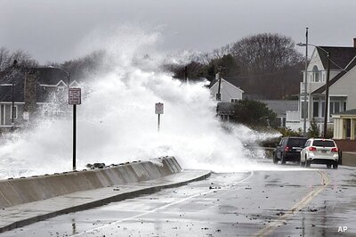 Superstorm Sandy slams into New Jersey coast of the US