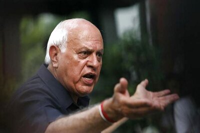 Farooq Abdullah Meets PM Modi, Presses For Dialogue in Kashmir