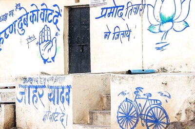 Money Matters: DMK Spent 87% of Total Expenditure on Ads in 2021-22; AAP 46%, BJP 37%, Reveals EC Data