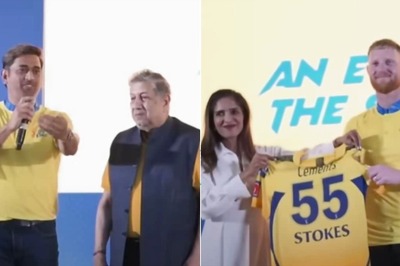 'Ben, You're Not New...': MS Dhoni’s Gesture to Welcome Ben Stokes to CSK Camp is Pure Gold - WATCH